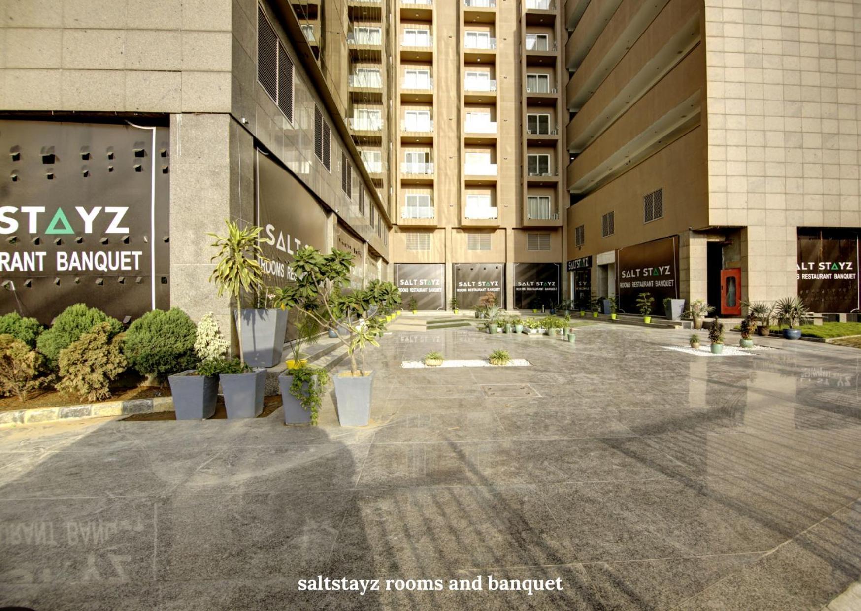 Saltstayz Premier Executive Serviced Apartment - Golf Course Extension Road Gurgaon Exterior foto