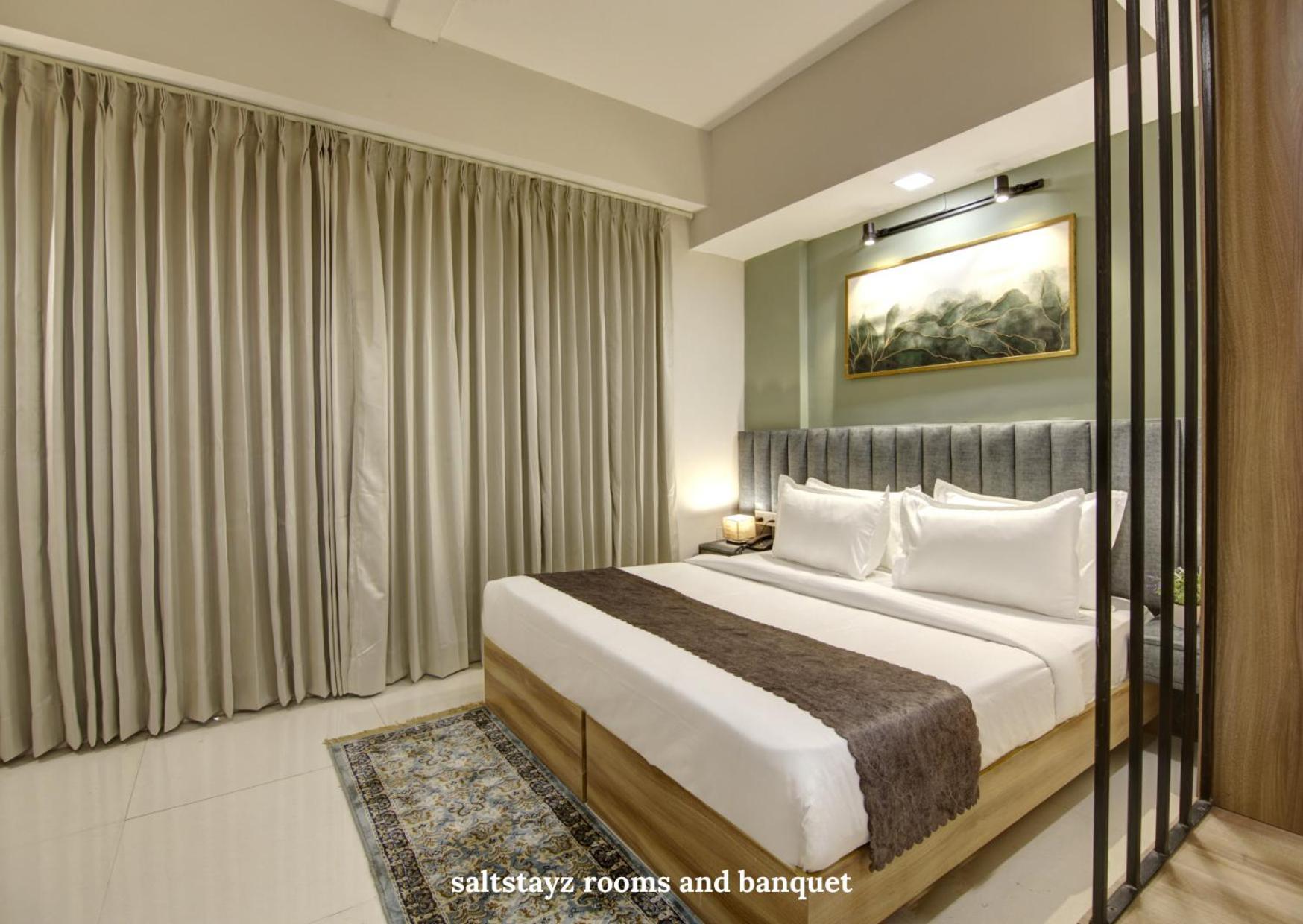 Saltstayz Premier Executive Serviced Apartment - Golf Course Extension Road Gurgaon Exterior foto