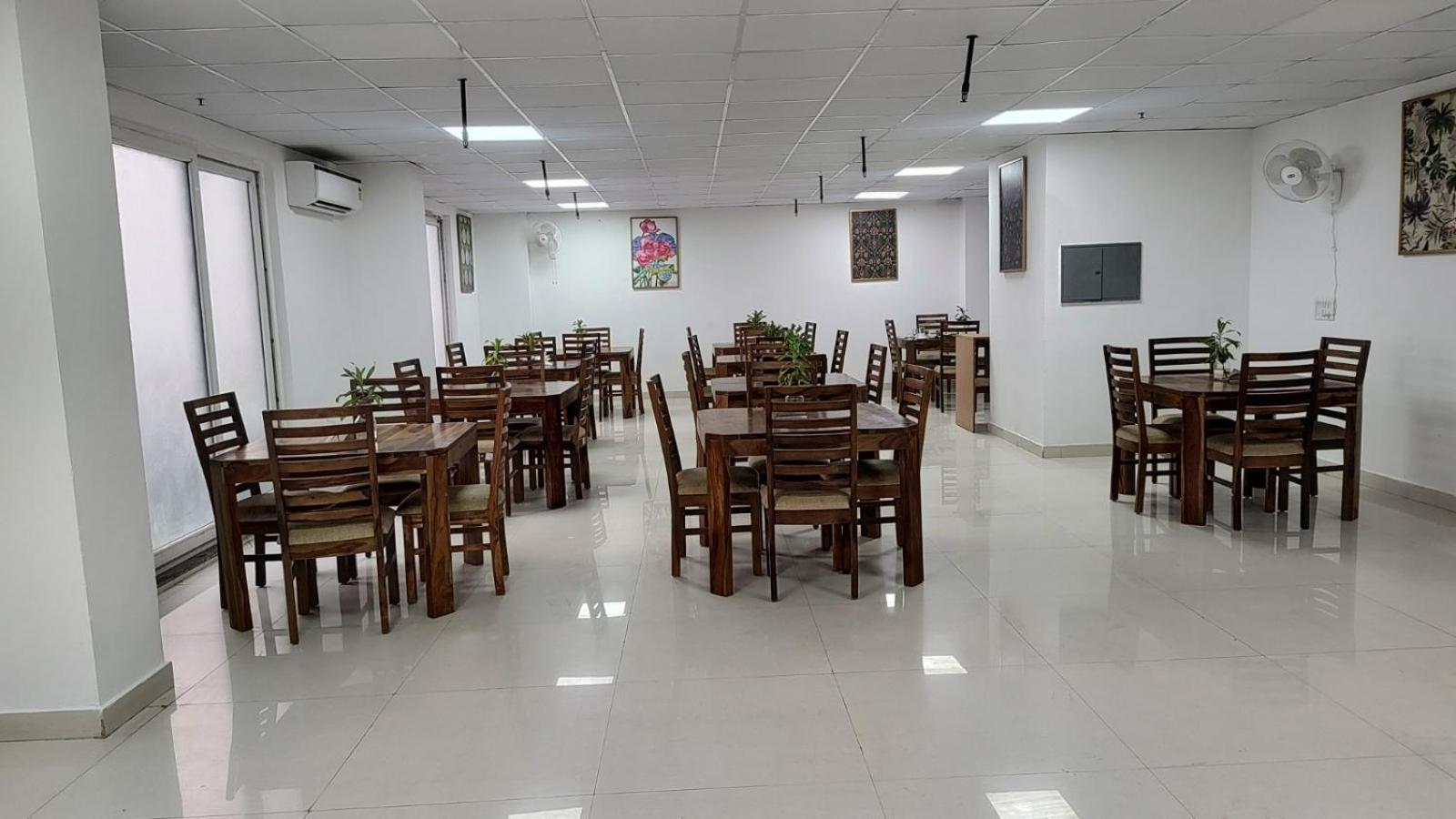 Saltstayz Premier Executive Serviced Apartment - Golf Course Extension Road Gurgaon Exterior foto
