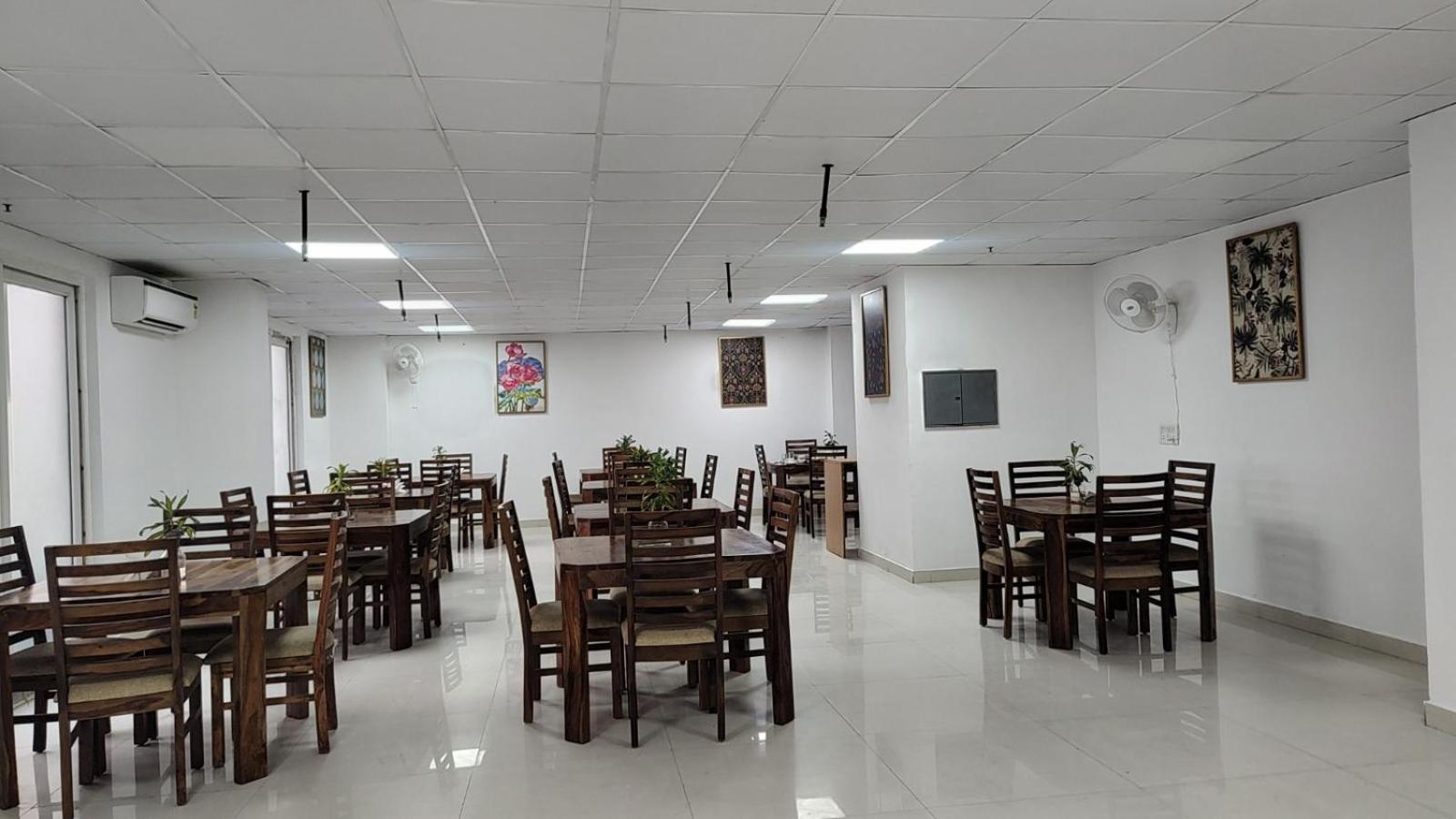 Saltstayz Premier Executive Serviced Apartment - Golf Course Extension Road Gurgaon Exterior foto